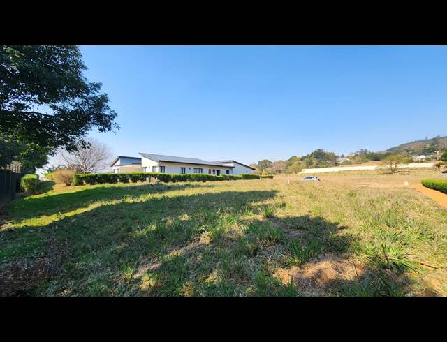 900M² VACANT LAND FOR SALE IN MONTROSE